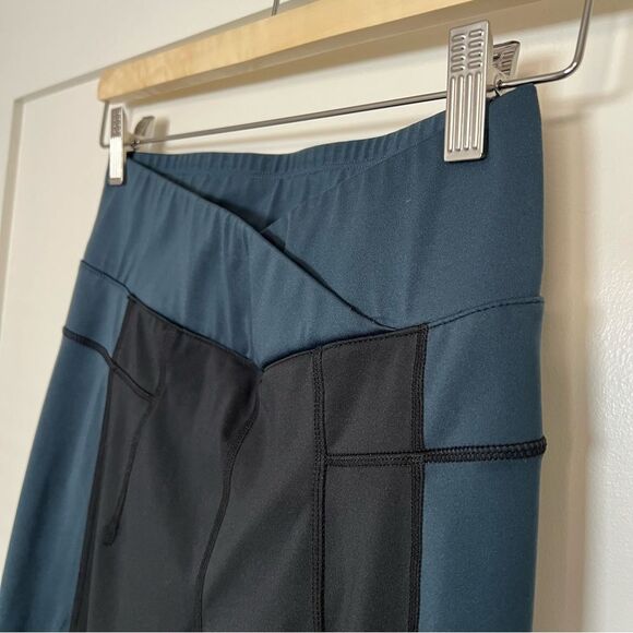 Free People Movement Leggings Small Black Blue High V Waistband Colorblock - Picture 4 of 15